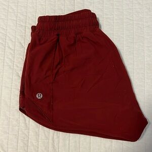 LULULEMON Hotty hot short